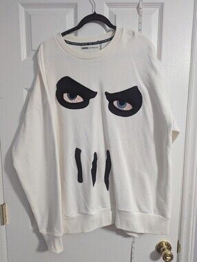 Fortnite Men's White Graphic Pullover Sweatshirt
